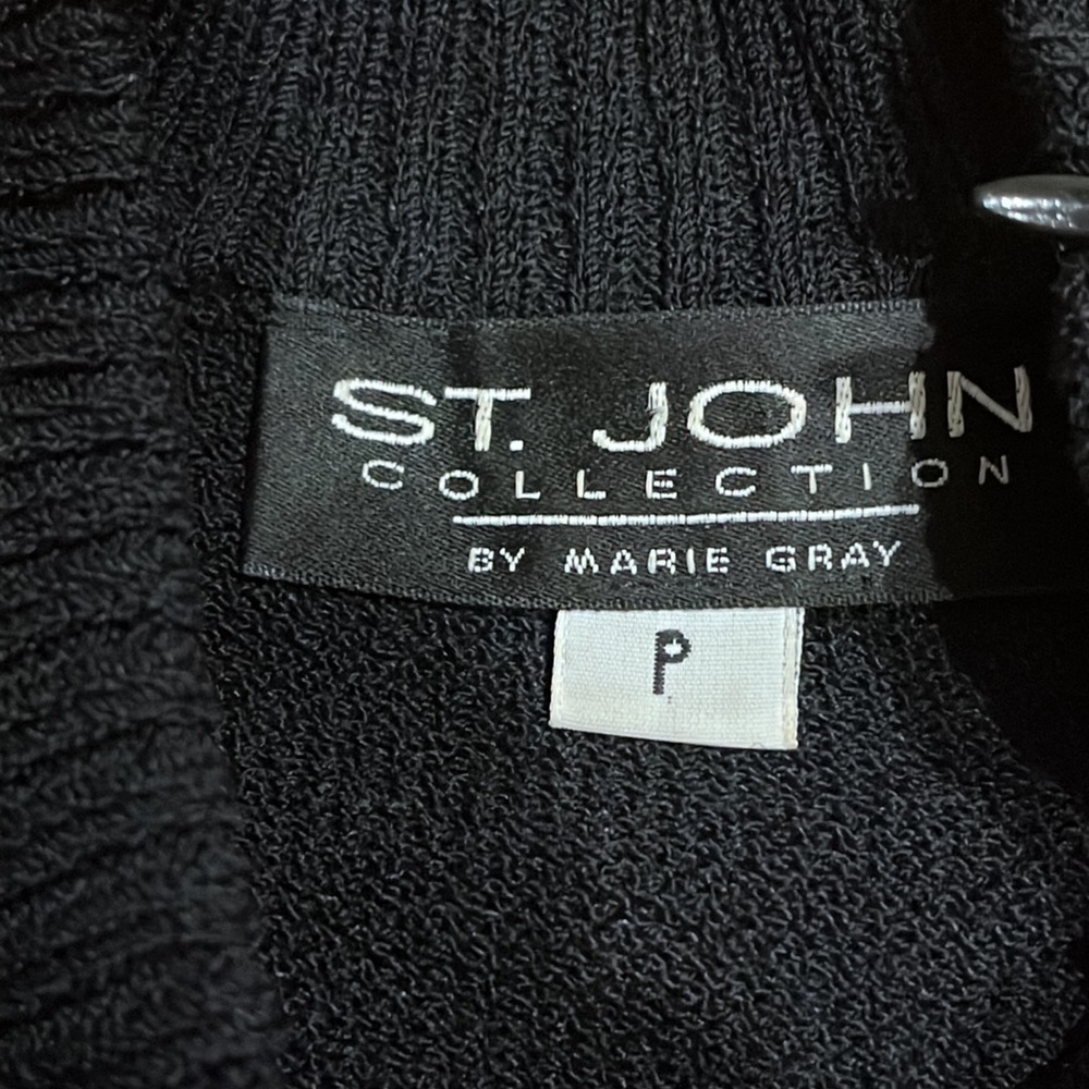 St.John Sweater - Picture 4 of 8